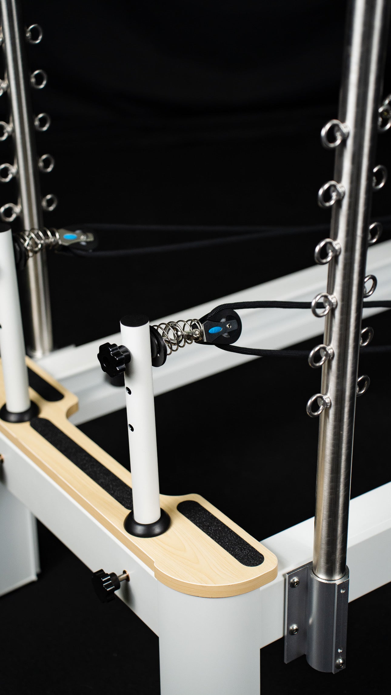 REFORMER METALOWY Z WIEŻĄ KRAUSE FITNESS