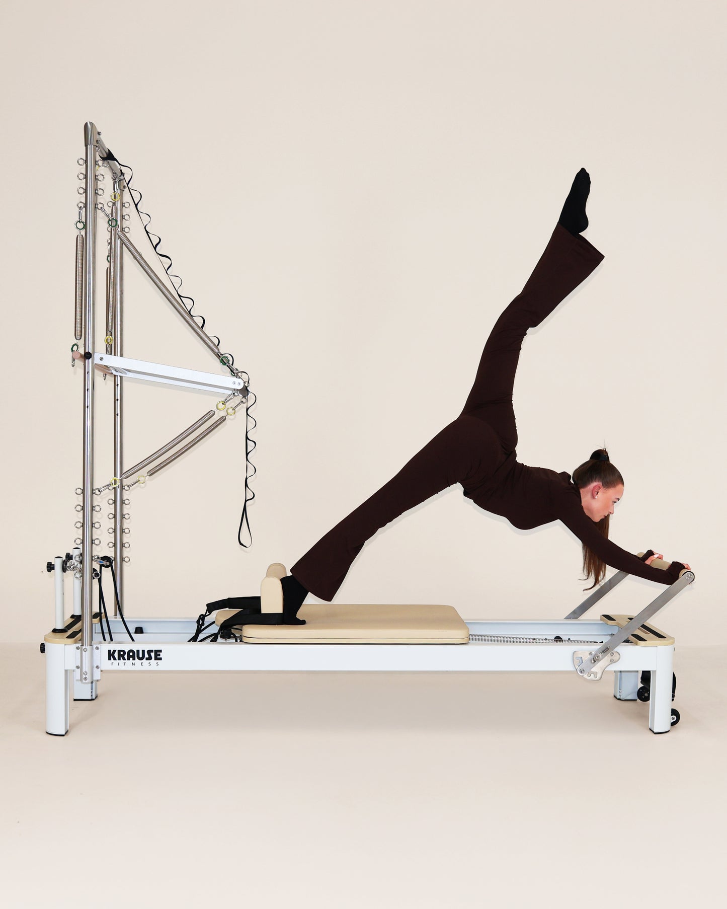 REFORMER KOVOVÝ S VĚŽÍ BÉŽOVÝ KRAUSE FITNESS